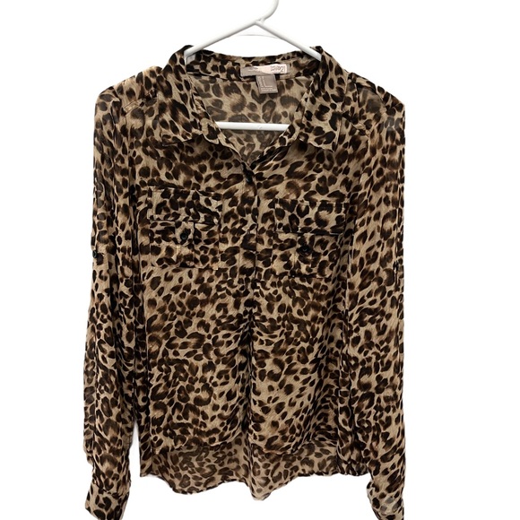 EUC Animal Print Blouse - Brand Love 21 - Picture 4 of 7